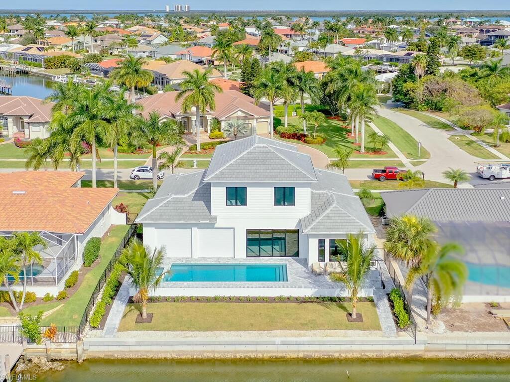 MARCO ISLAND - Residential