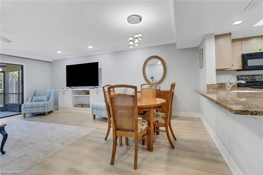 PELICAN RIDGE - Residential Lease