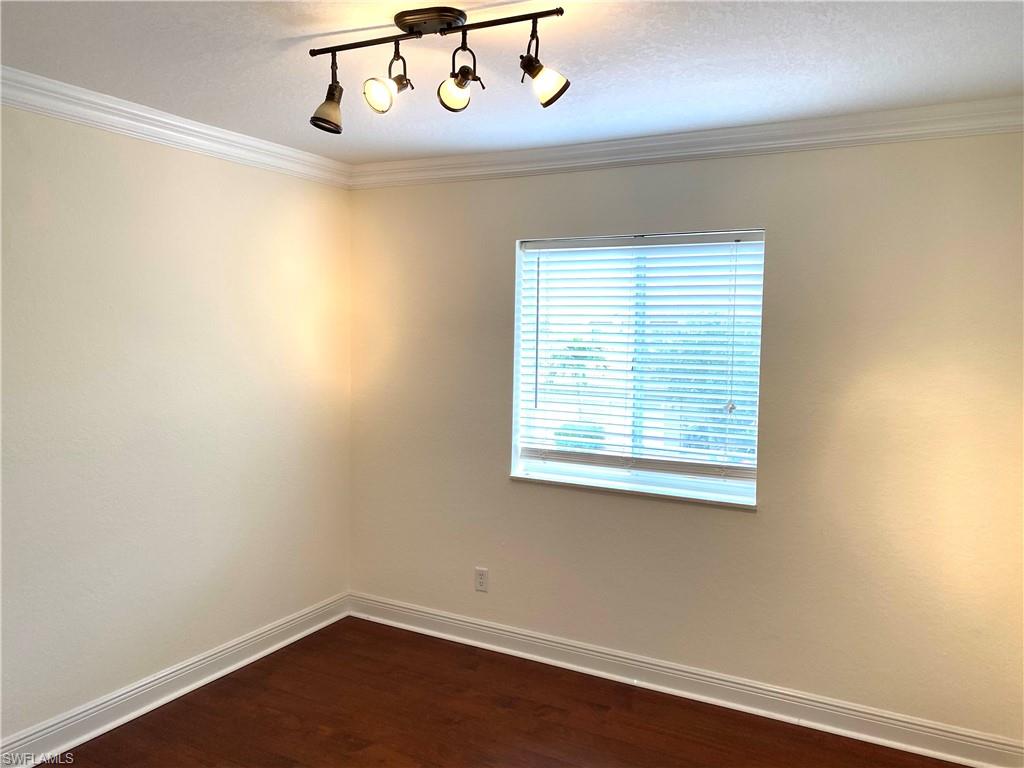 COLONNADE AT FORUM - Residential