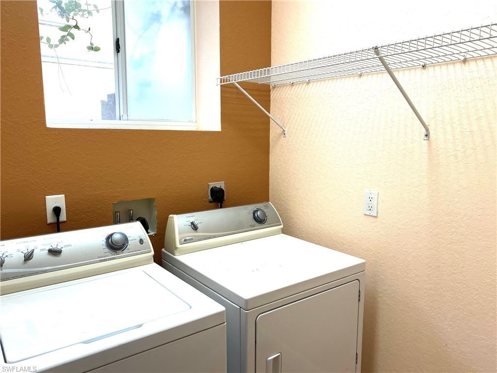 COLONNADE AT FORUM - Residential