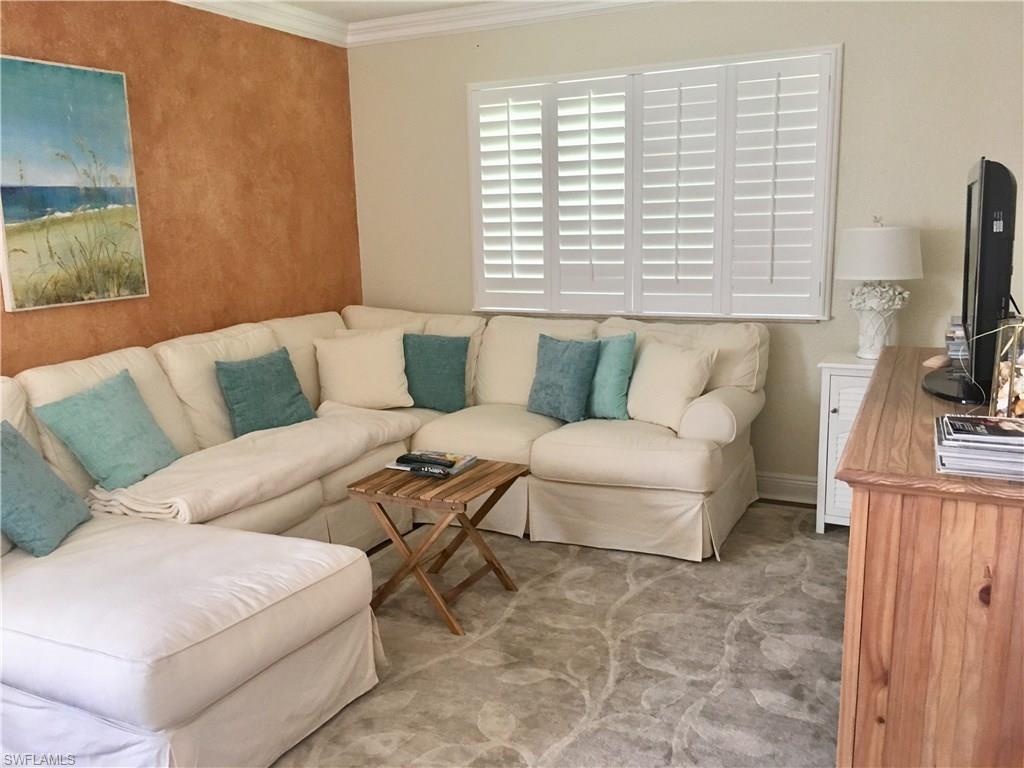 COLONNADE AT FORUM - Residential