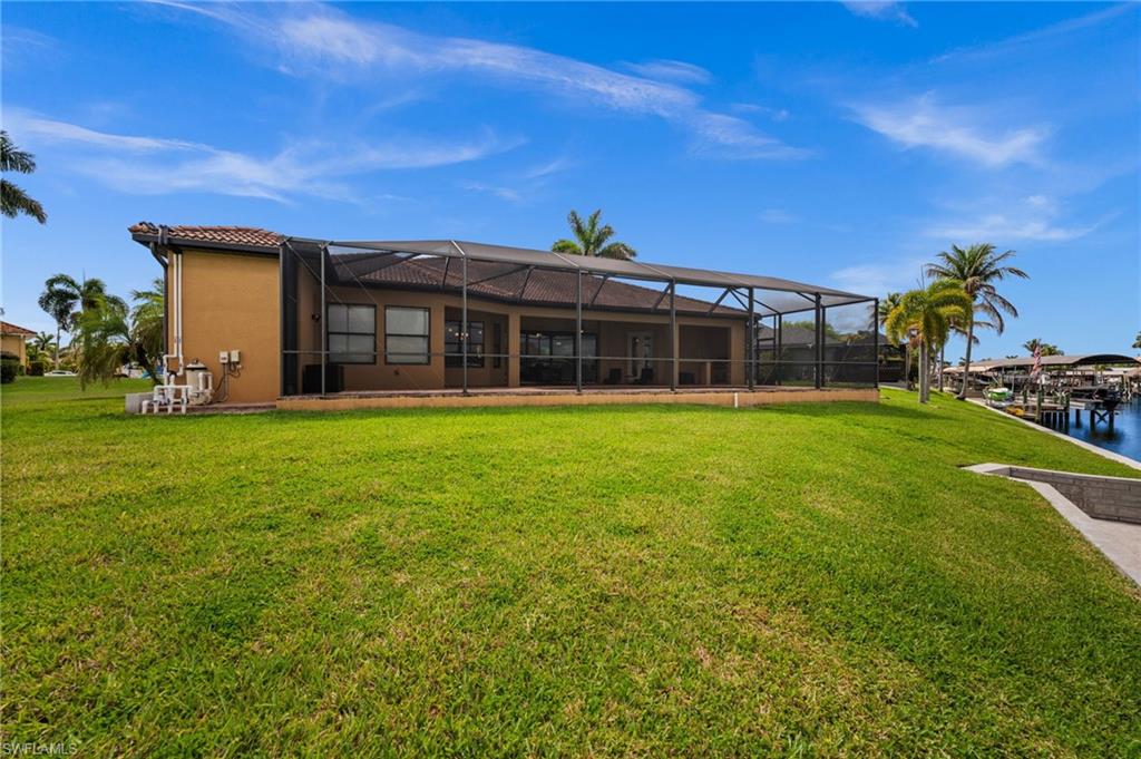 CAPE CORAL - Residential