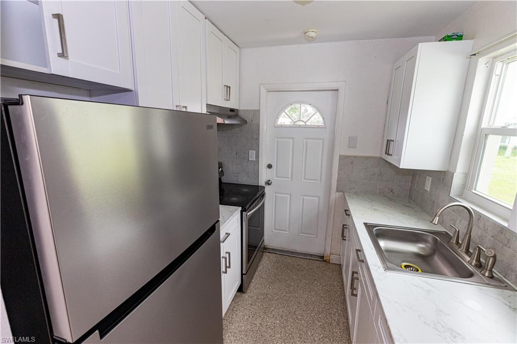 PORT CHARLOTTE - Residential Lease