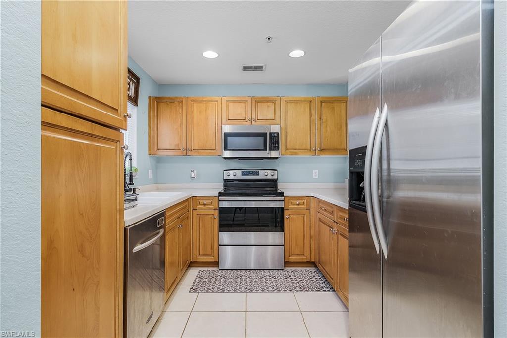 VILLAGE OF STONEYBROOK - Residential