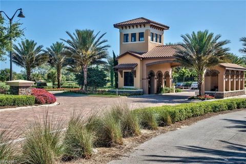 A home in NAPLES