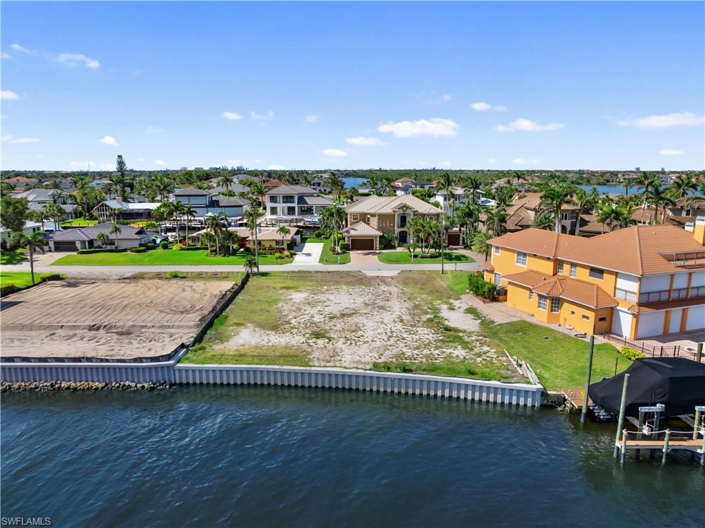 TOWN AND RIVER - Land