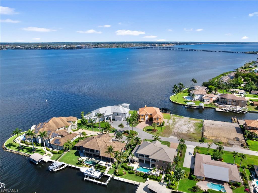 799 Cypress Lake CIR