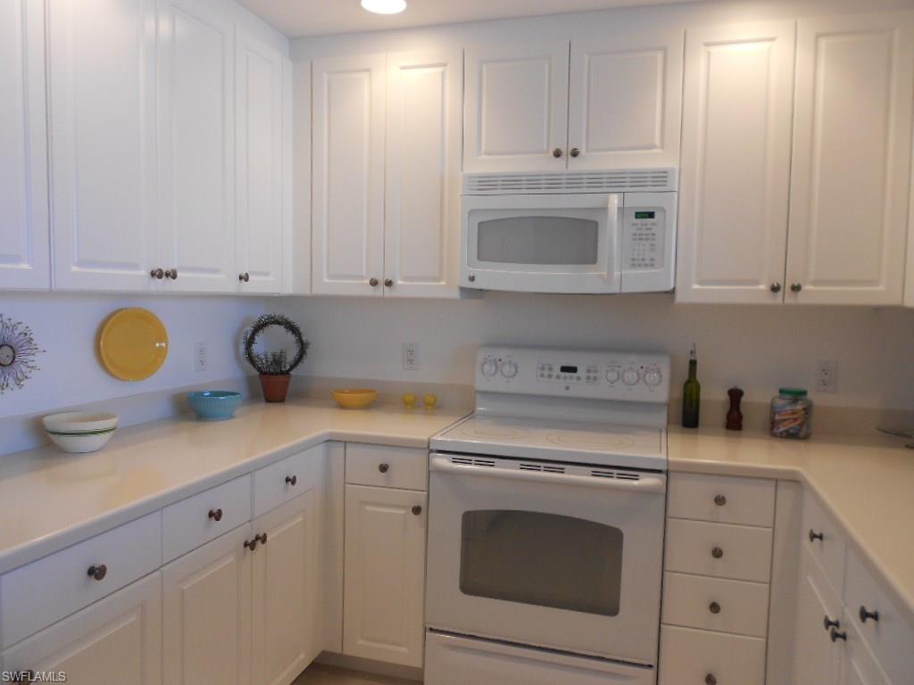 HIGH POINT PLACE - Residential