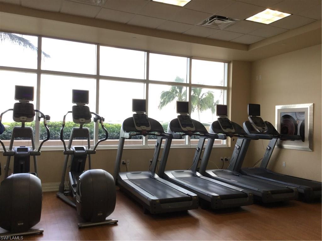 HIGH POINT PLACE - Residential