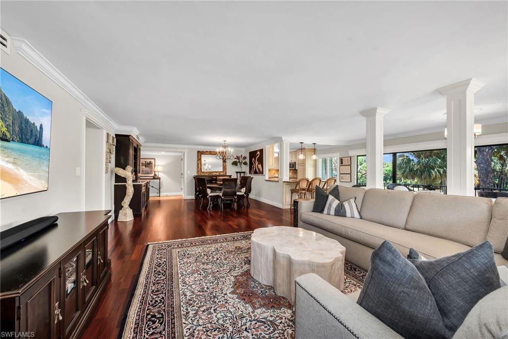 105 Clubhouse LN 389