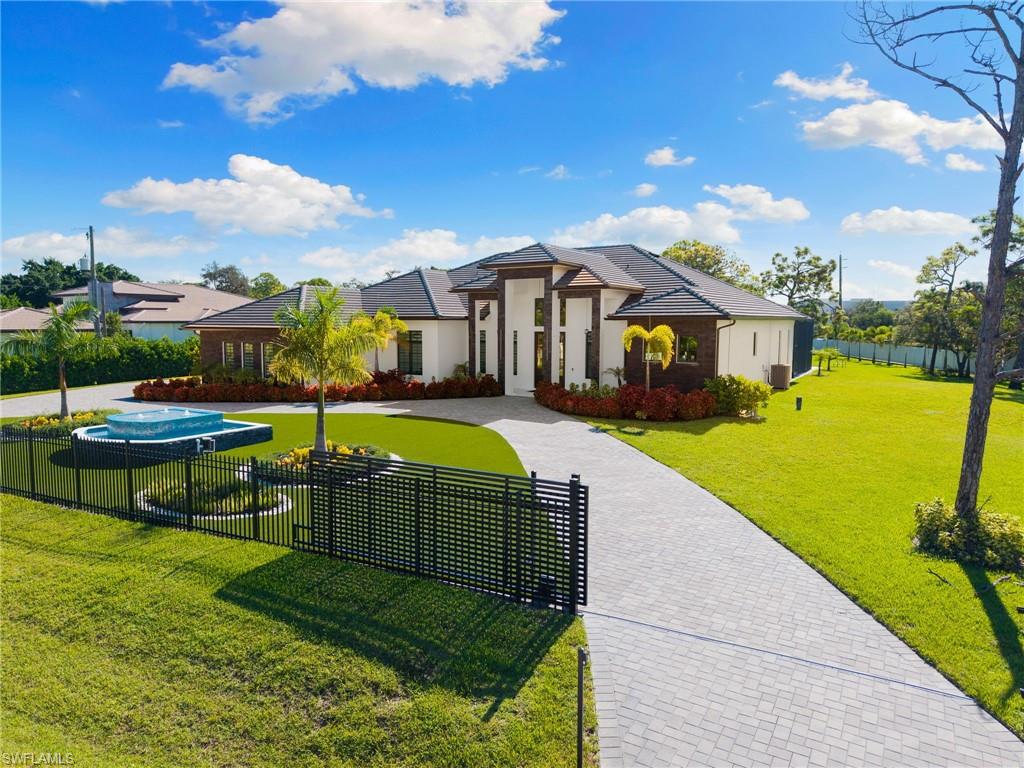 PINE RIDGE - Residential