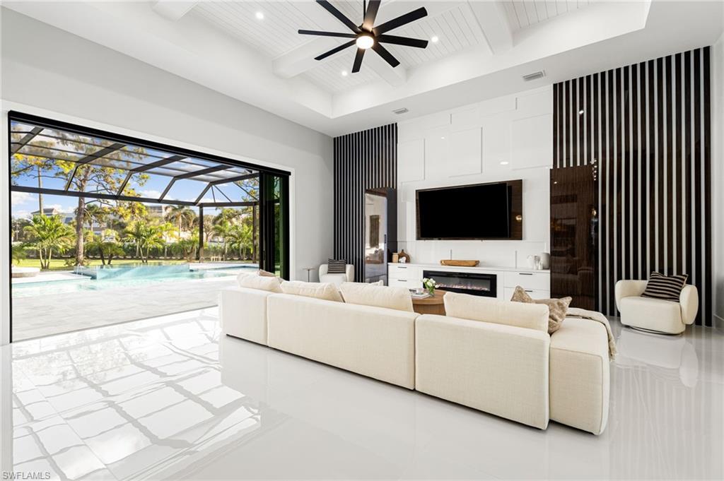 PINE RIDGE - Residential