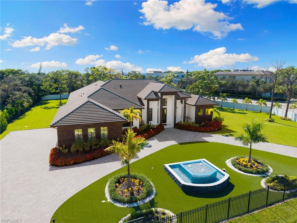 PINE RIDGE - Residential