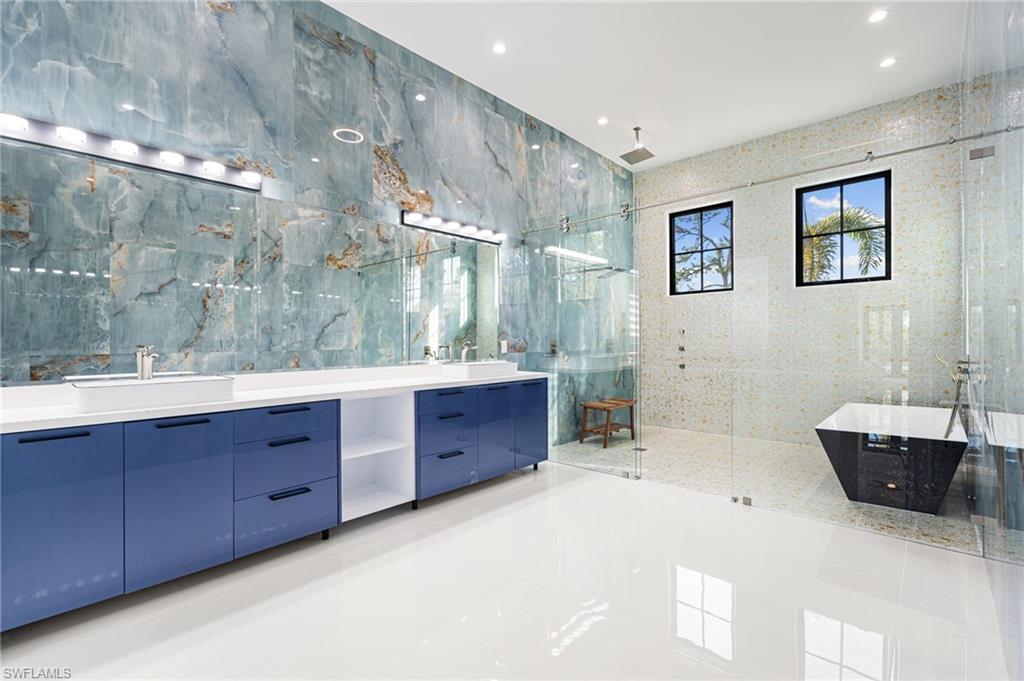 PINE RIDGE - Residential