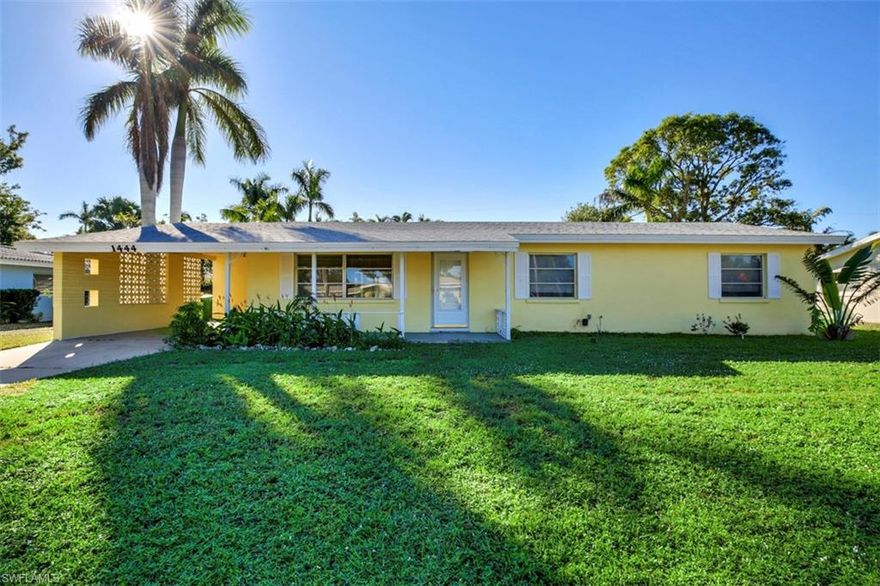 Charming Florida home located in the Historic Mcgregor Blvd. neighborhood Minutes to shopping, Dining, and Golfing at Fort Myers Country Club. Tranquil setting with a large backyard for those fun afternoons outside and sun filled Florida Room for those relaxing mornings . Master Bedroom has a private bath with dual sinks, and large closet. Terrazzo flooring throughout main living areas and bedrooms. Roof replaced in 2013 and AC replaced in 2010.