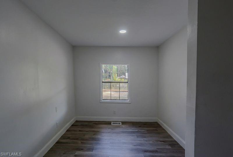 NORTH FORT MYERS - Residential