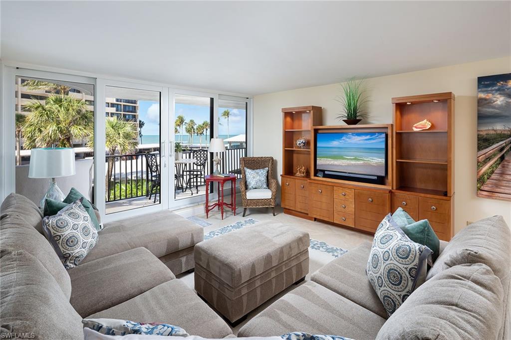 4005 Gulf Shore BLVD N 100