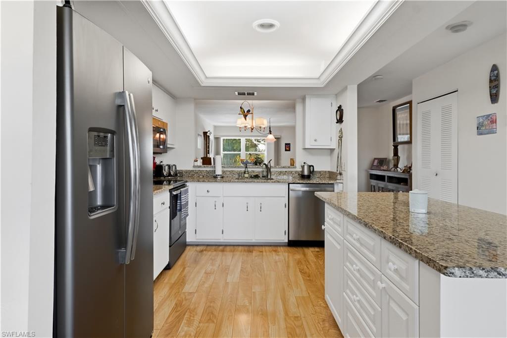 CLUB AT CRYSTAL LAKE CONDOMINIUM - Residential