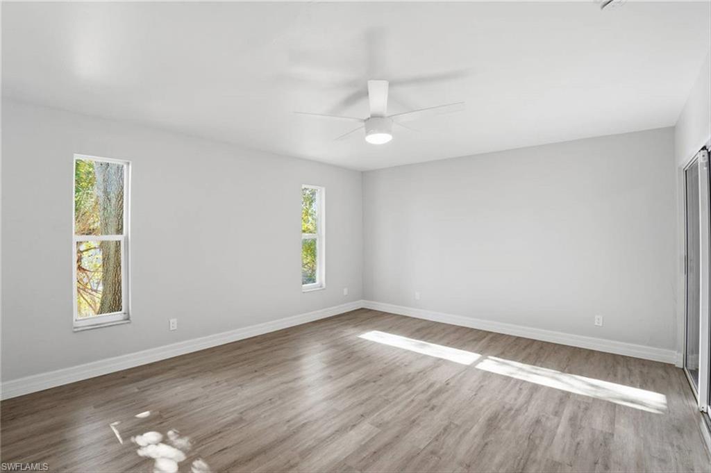 MIRROR LAKES - Residential