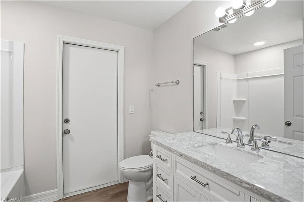 MIRROR LAKES - Residential