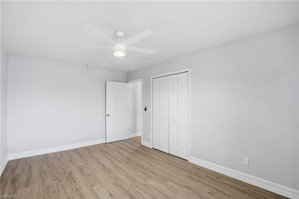 MIRROR LAKES - Residential