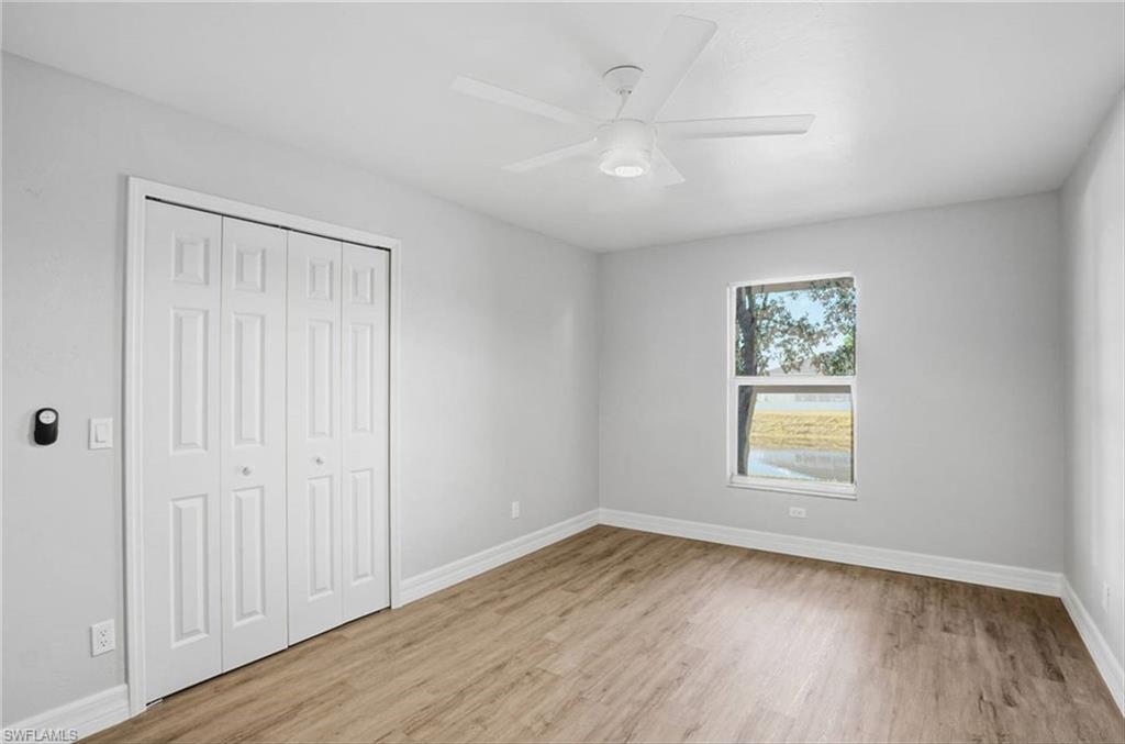 MIRROR LAKES - Residential