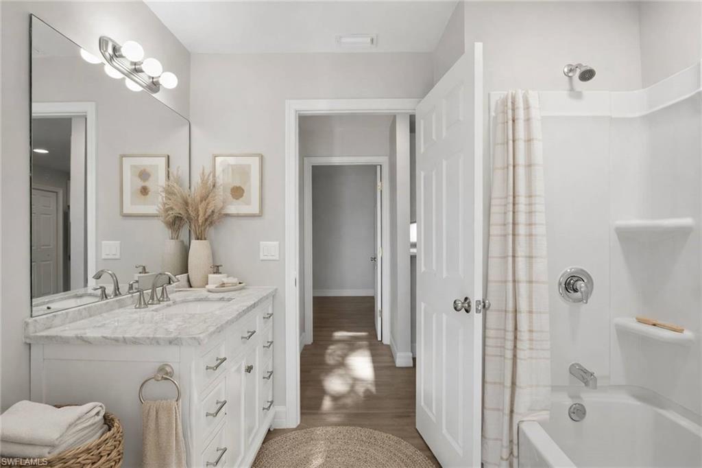 MIRROR LAKES - Residential