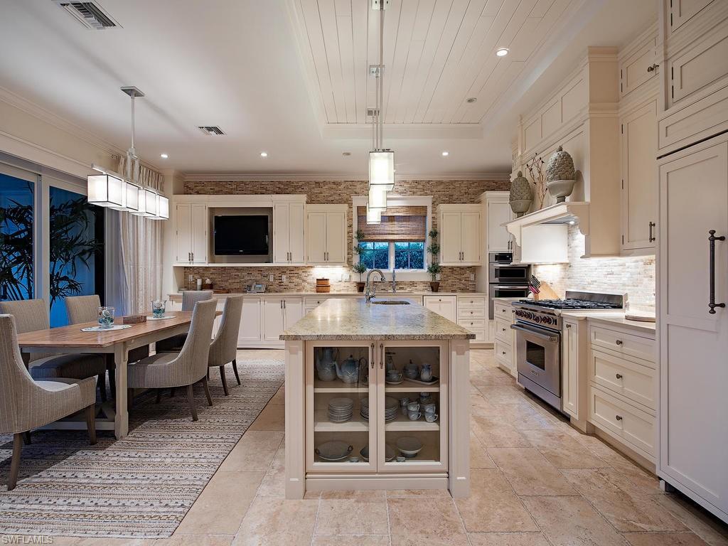 AQUALANE SHORES - Residential