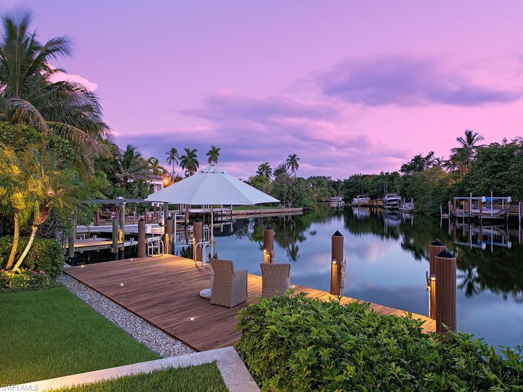 AQUALANE SHORES - Residential