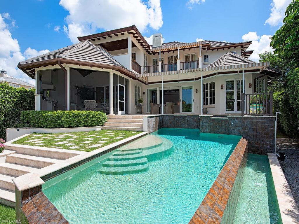 AQUALANE SHORES - Residential