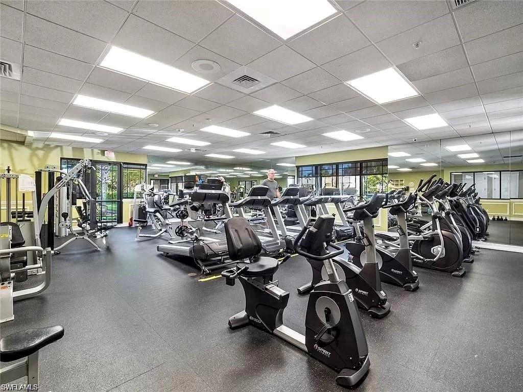 BELLA TERRA - Residential Lease