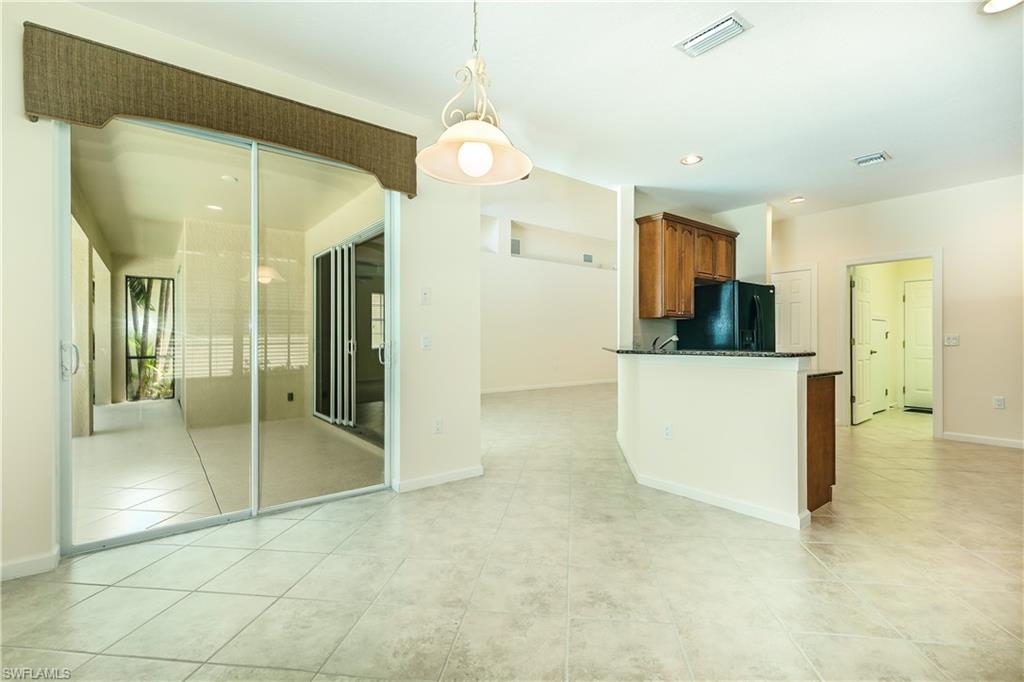 EMERSON SQUARE - Residential