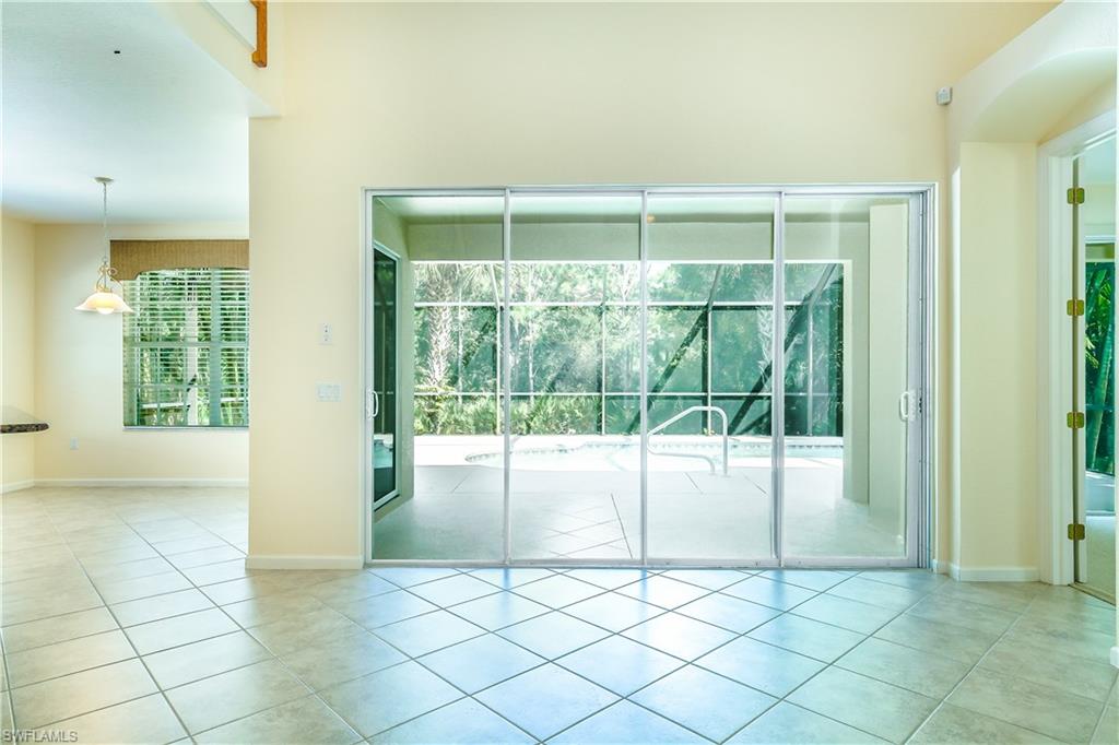 EMERSON SQUARE - Residential