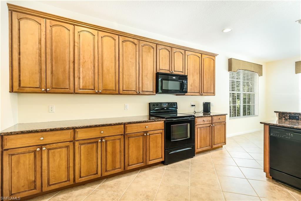 EMERSON SQUARE - Residential