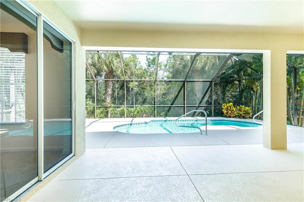 EMERSON SQUARE - Residential