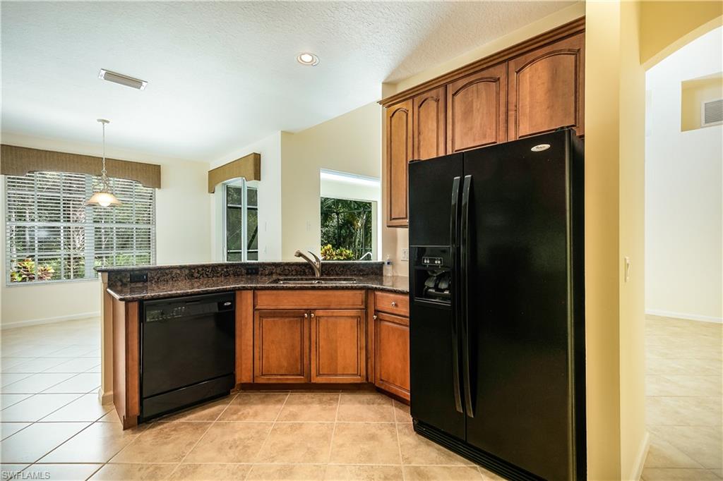 EMERSON SQUARE - Residential