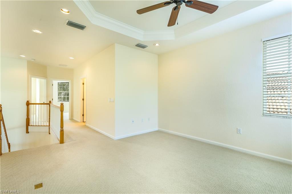 EMERSON SQUARE - Residential