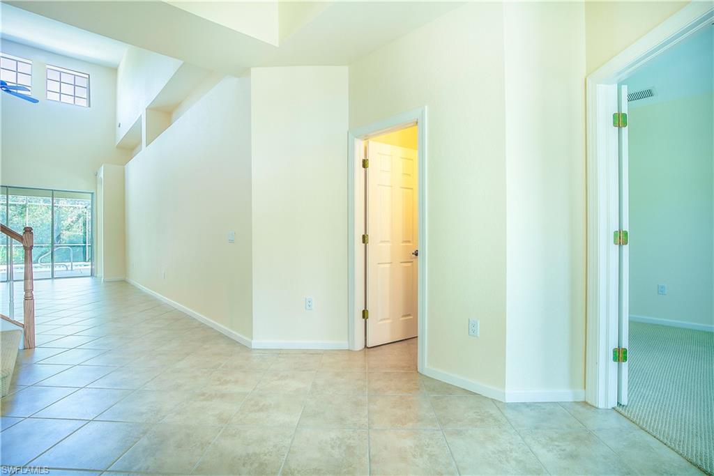 EMERSON SQUARE - Residential