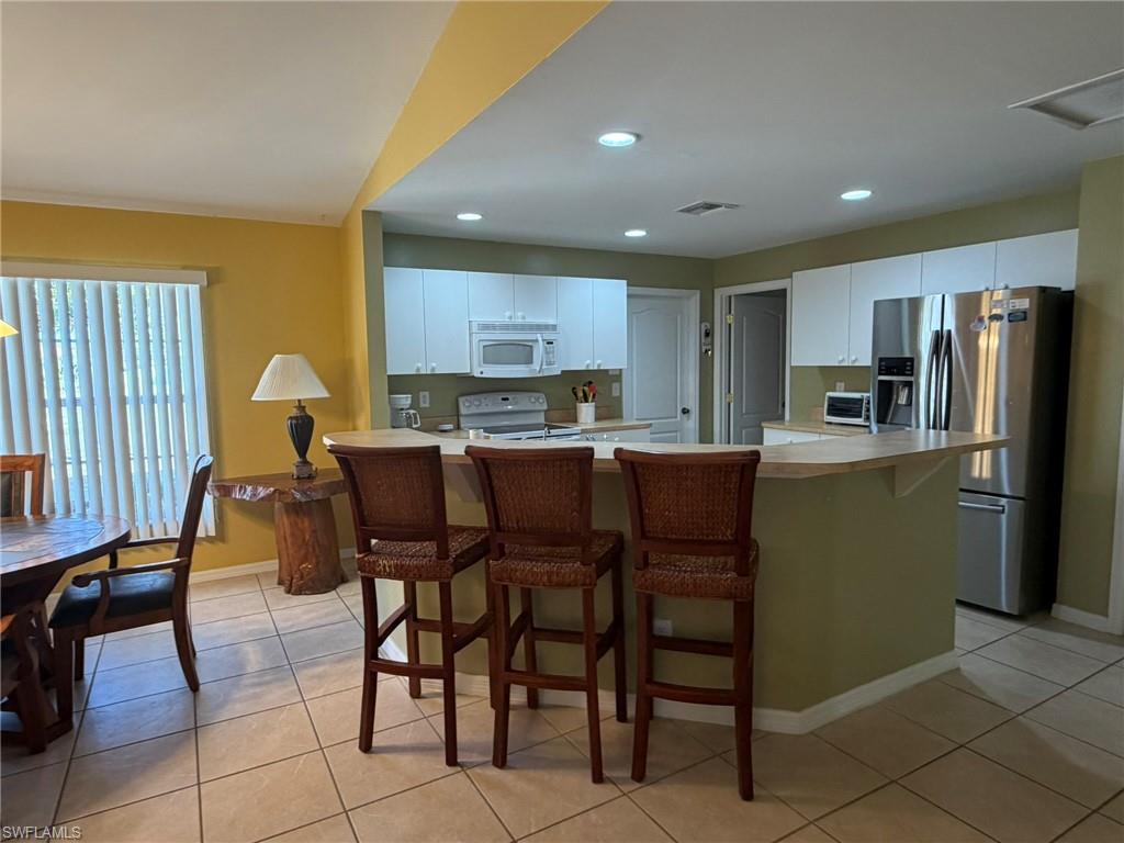 CAPE CORAL - Residential Lease