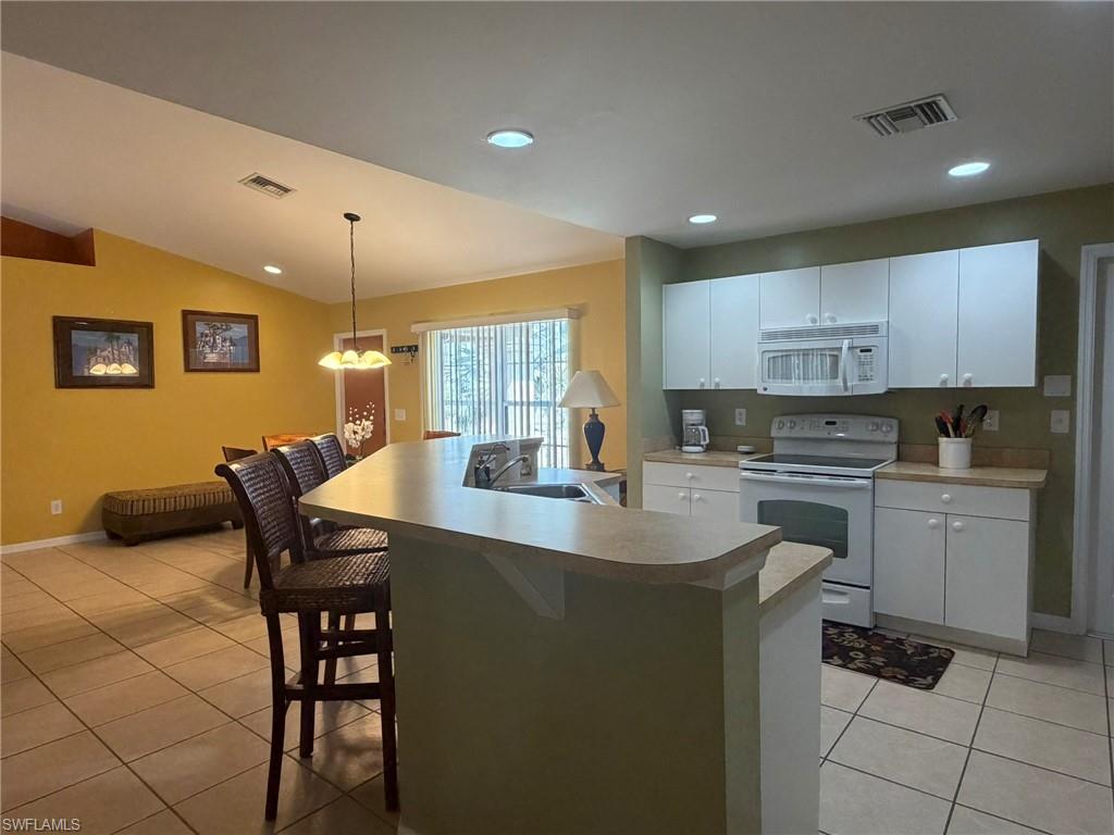 CAPE CORAL - Residential Lease