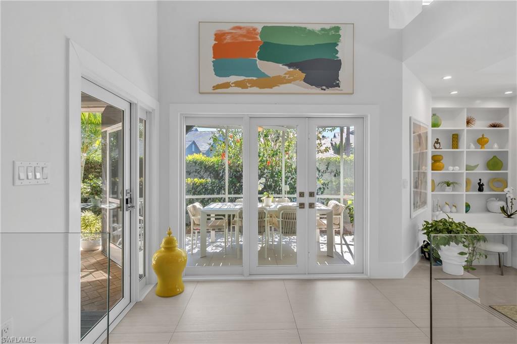 BRIDGE WAY VILLAS - Residential