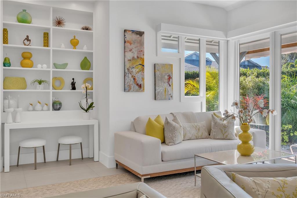 BRIDGE WAY VILLAS - Residential