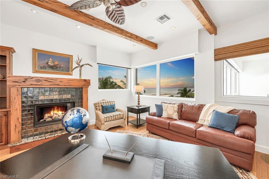 LAGUNA SHORES - Residential