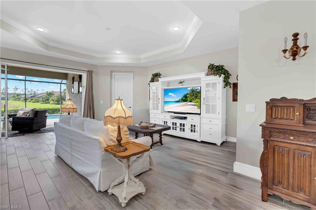 CYPRESS WALK - Residential