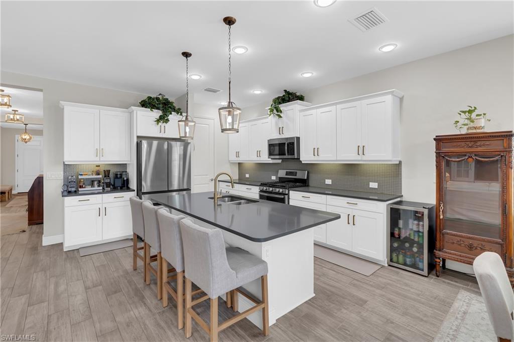 CYPRESS WALK - Residential