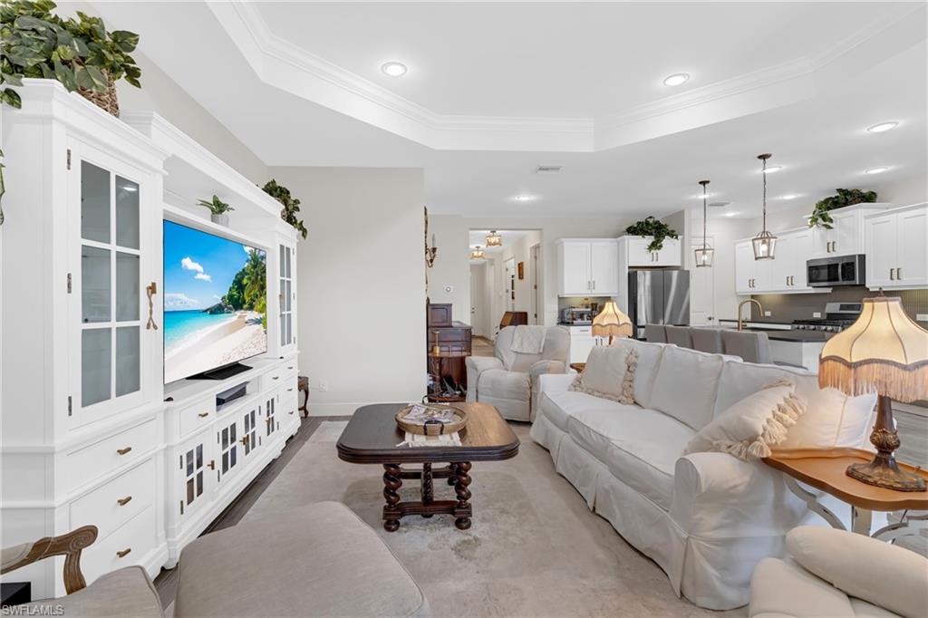 CYPRESS WALK - Residential