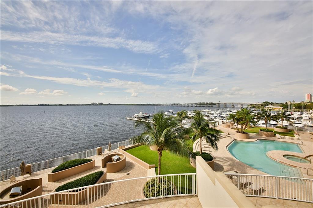 HIGH POINT PLACE - Residential