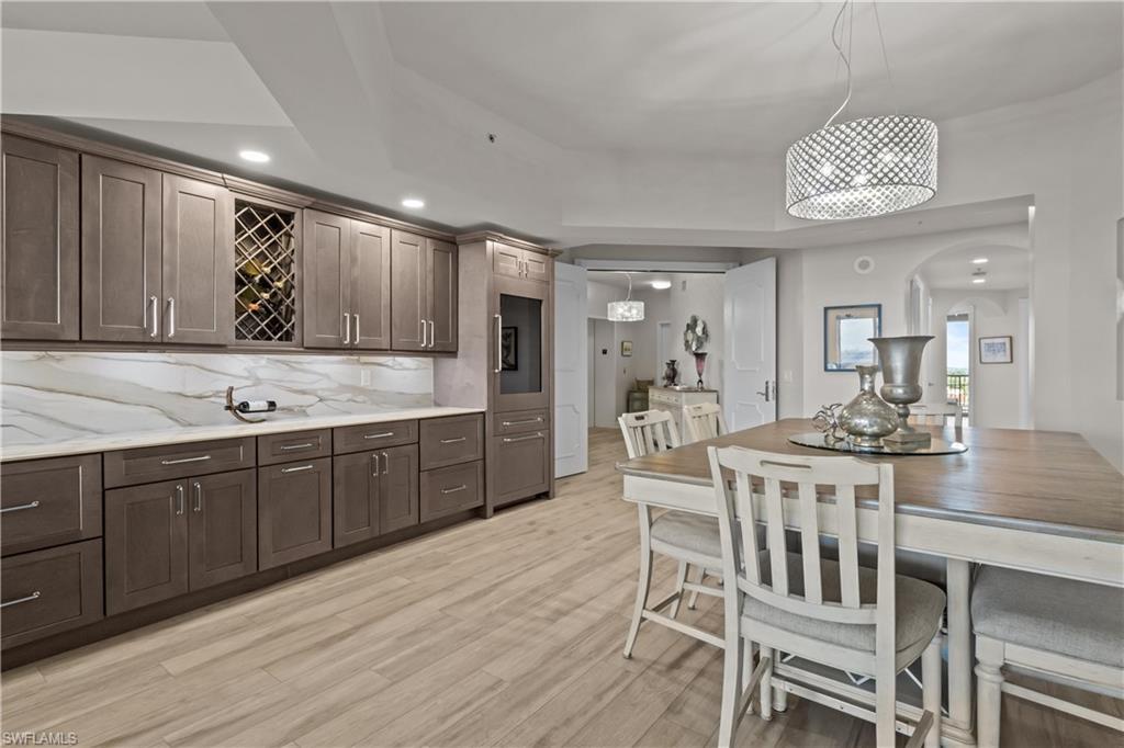 6061 Silver King BLVD 705