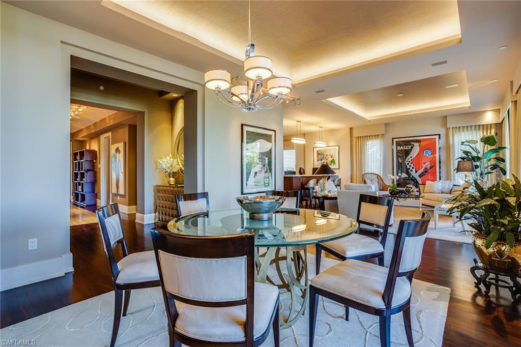 ROOFTOPS ON FOURTH - Residential