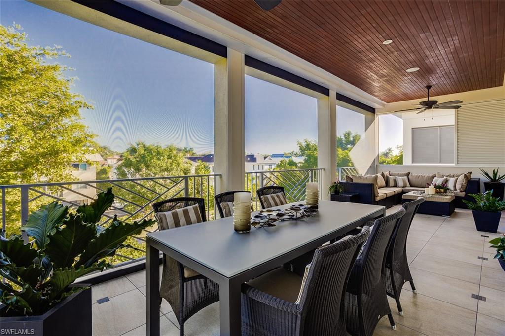 ROOFTOPS ON FOURTH - Residential